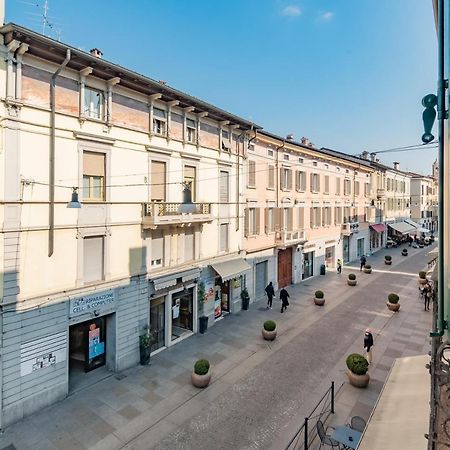 Appartamento Piazza Garibaldi - F&L Apartment Брешія Екстер'єр фото